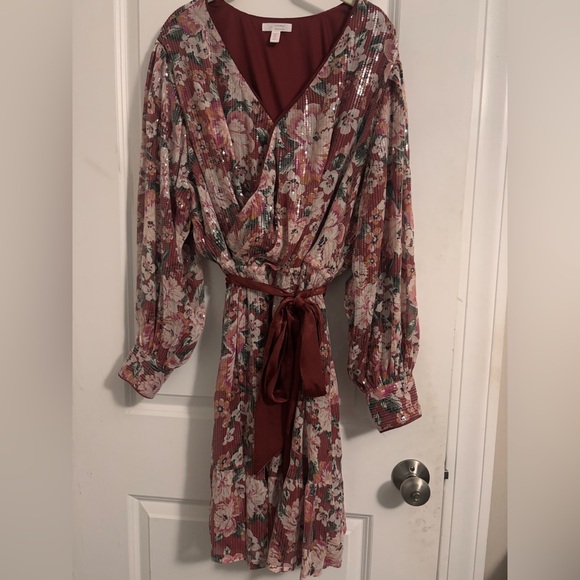 Lauren Conrad Pink Floral Sequin Wrap Dress (1XL) - Picture 2 of 4